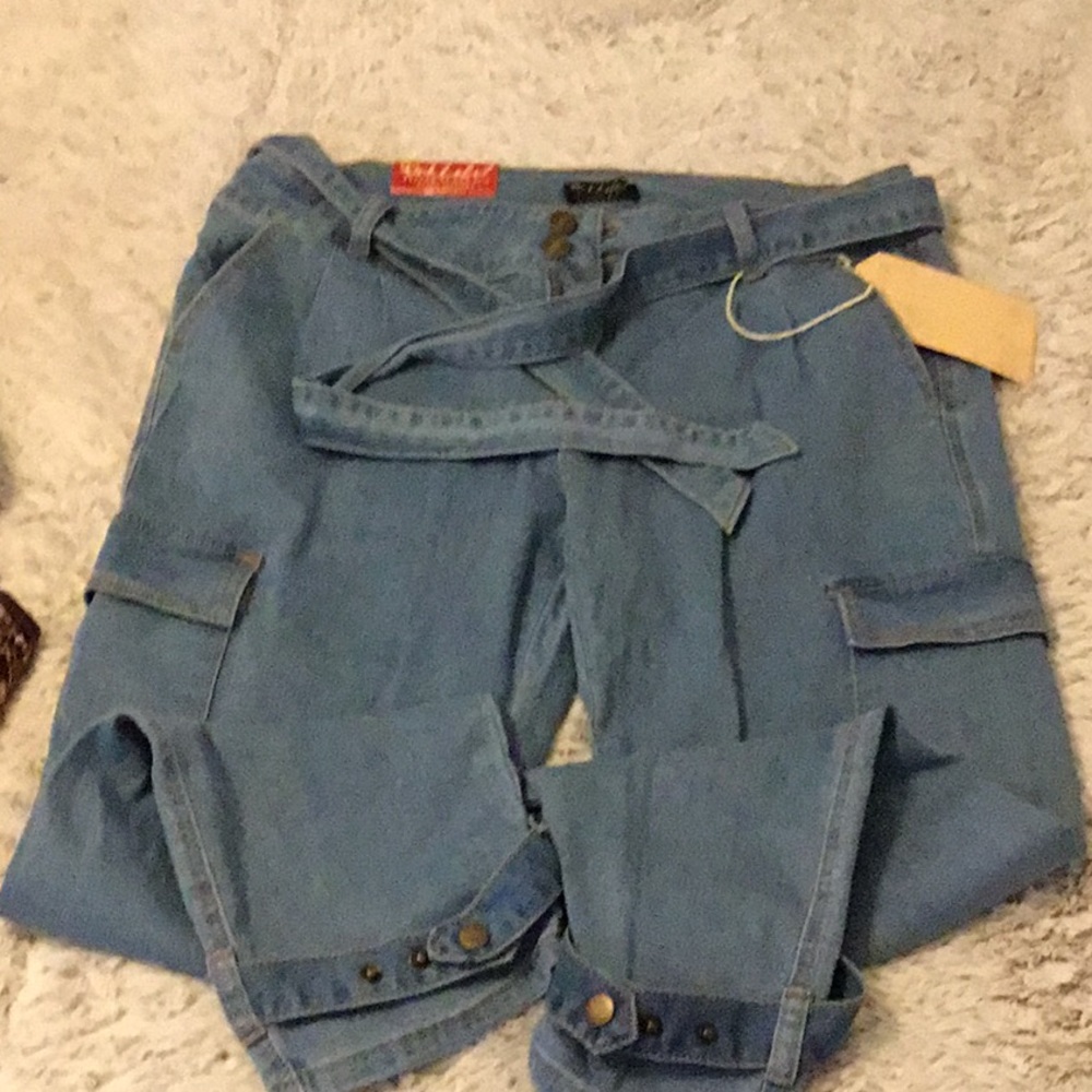 loose blue double button high waisted jeans.